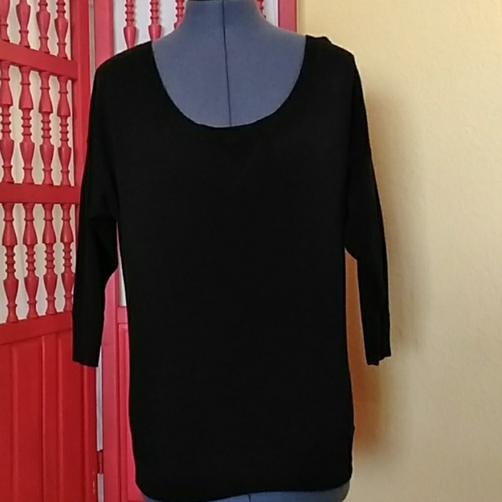 American Eagle black T